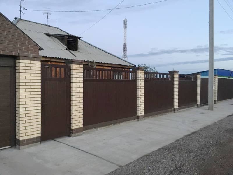 Забор DoorHan в Магадане с установкой